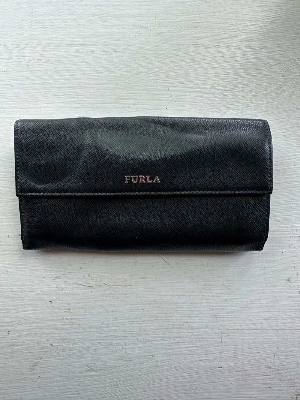 Furla Black Saffiano Leather Continental Wallet Snap Zip Organizer Quiet Luxury